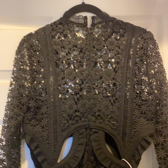 Beautiful self -portrait dress - Picture 8 of 12